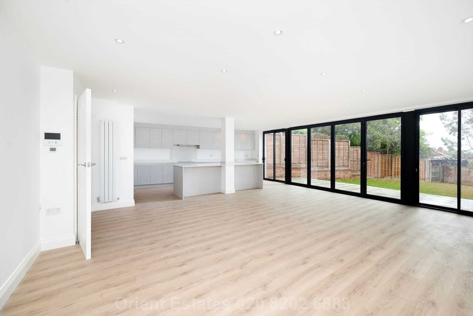 St Marys Crescent, Hendon, Image 2
