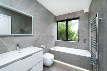 St Marys Crescent, Hendon, Image 7