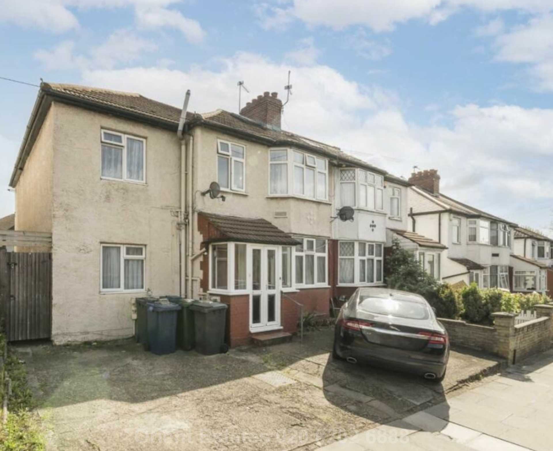 Dallas Road, London, Image 1