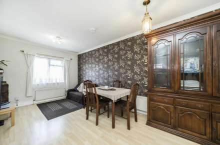 Dallas Road, London, Image 4