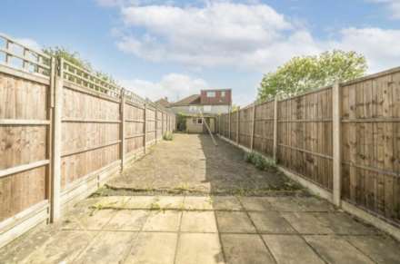 Dallas Road, London, Image 6