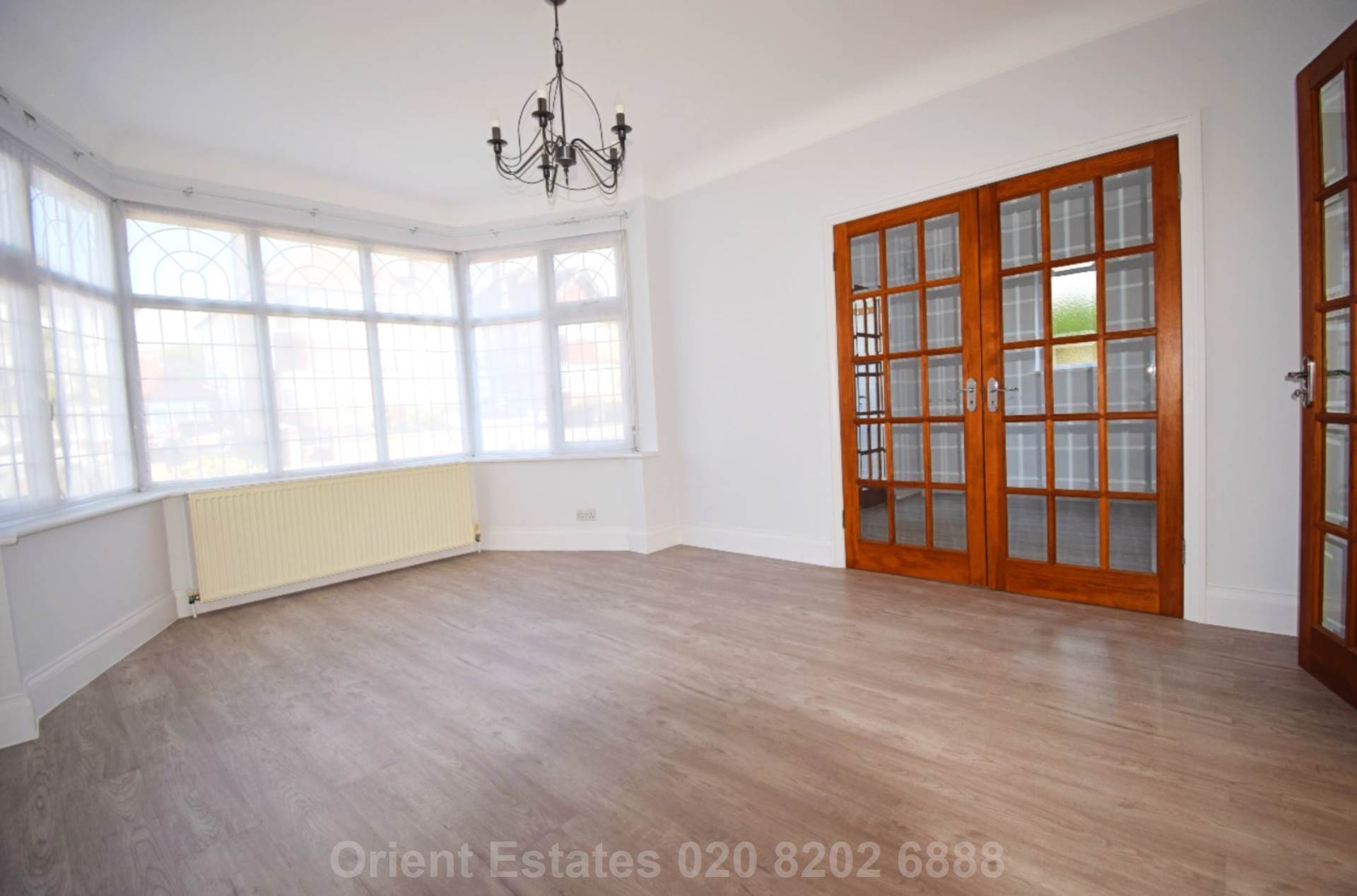 Talbot Crescent, London, Image 2