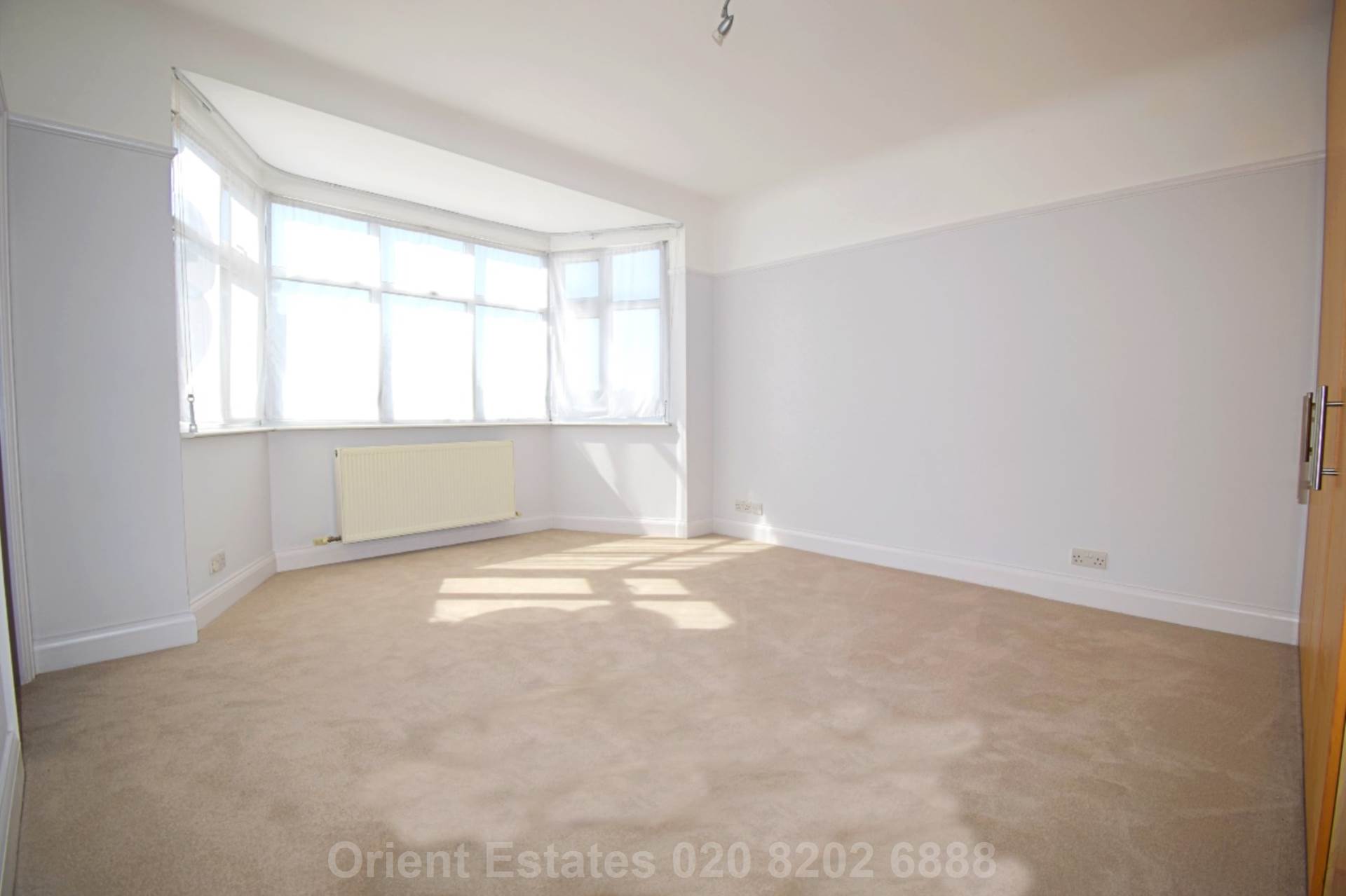 Talbot Crescent, London, Image 7