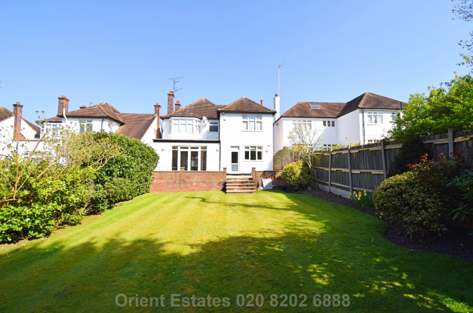 Talbot Crescent, London, Image 9