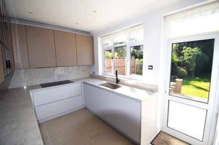 Talbot Crescent, London, Image 3