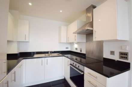 Pinner Road, Harrow, Image 4