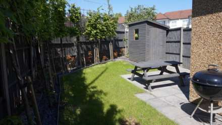 Renters Avenue, Hendon, Image 12