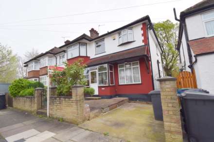 Property For Sale Kings Close, London