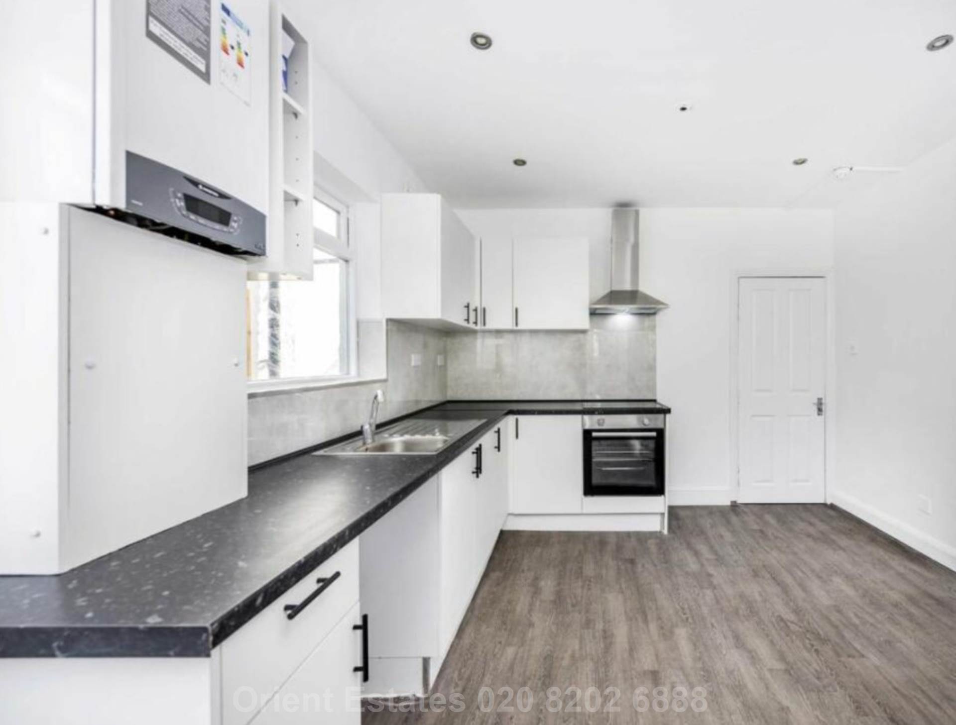 Rundell Crescent, Image 4