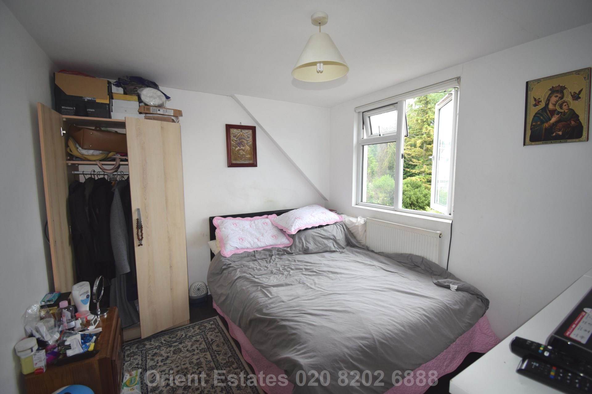 Endersleigh Gardens, Image 4
