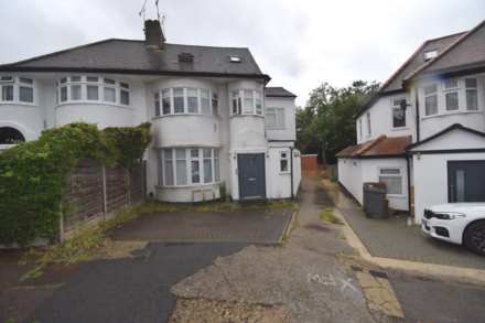 Property For Sale Enderseleigh Gardens, London