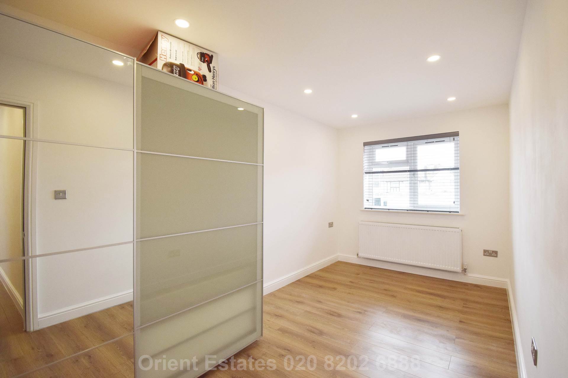 Hendon Way, London, Image 3