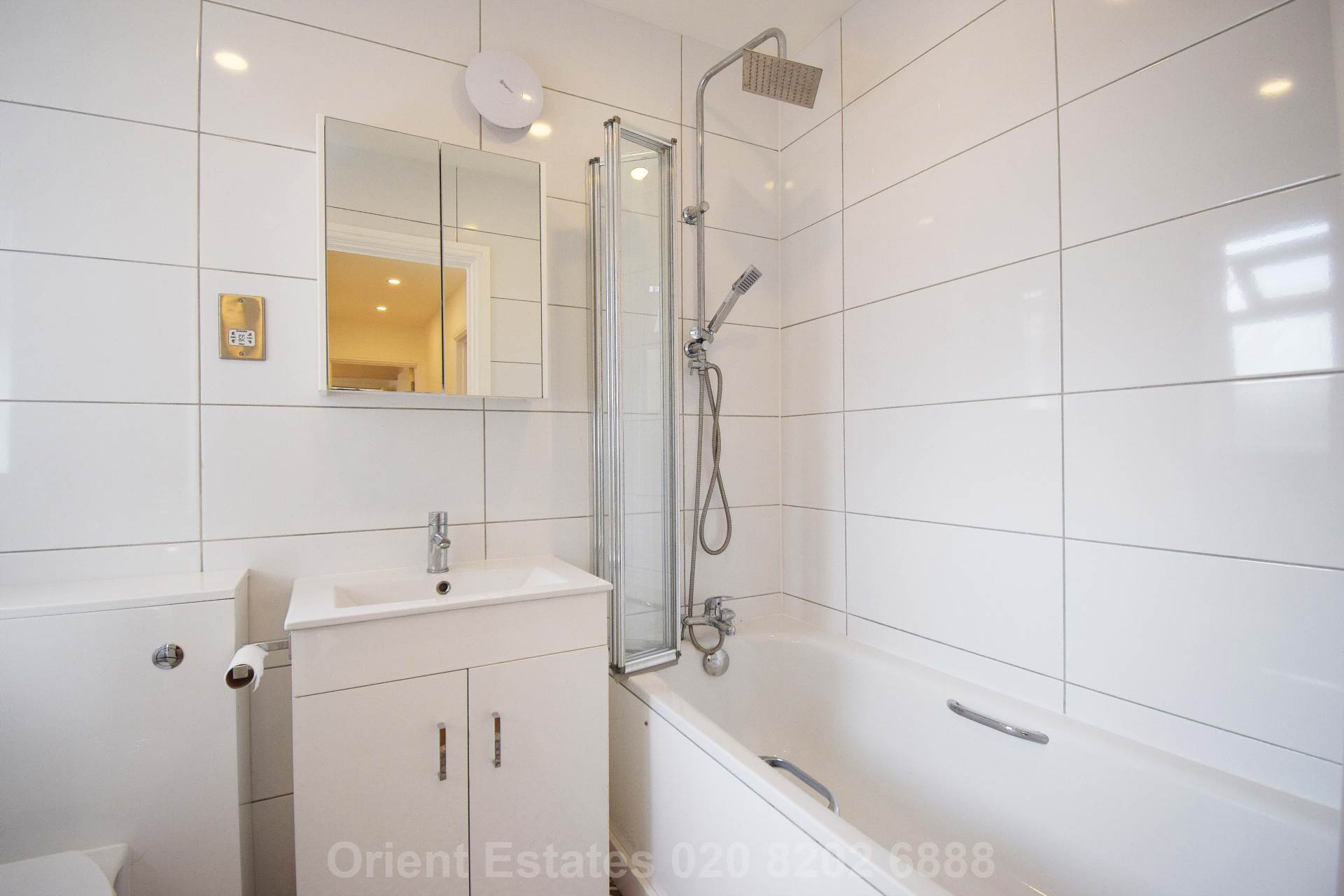 Hendon Way, London, Image 6