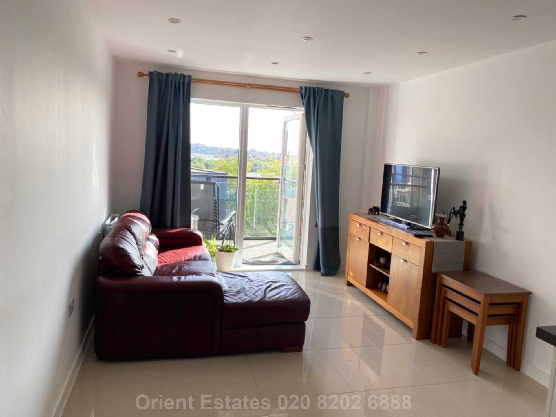 Shearwater Drive, London, Image 4