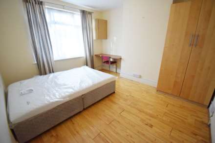 Clovelly Ave, Colindale, Image 1