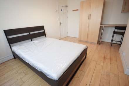 Room (Double), Clovelly Ave, Colindale