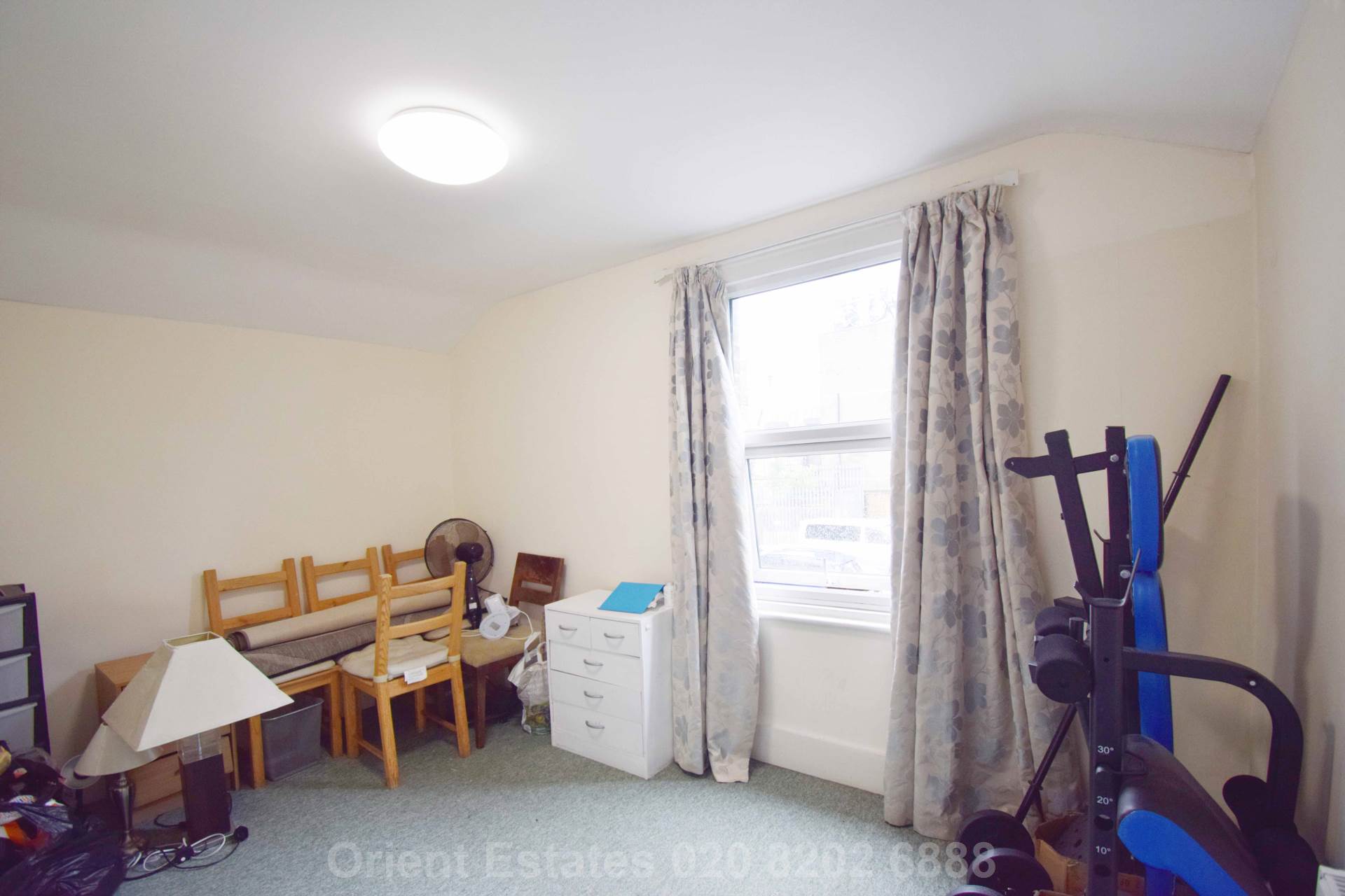 Station Road, London, Image 5