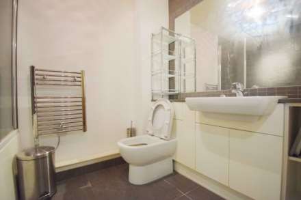 Beaufort Park, Colindale, Image 11