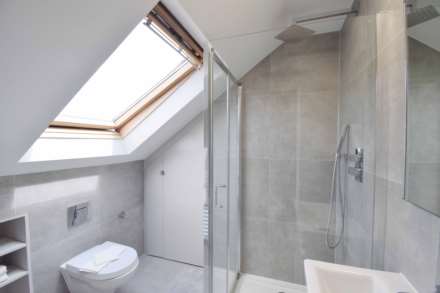 Hayes Crescent, London, Image 6