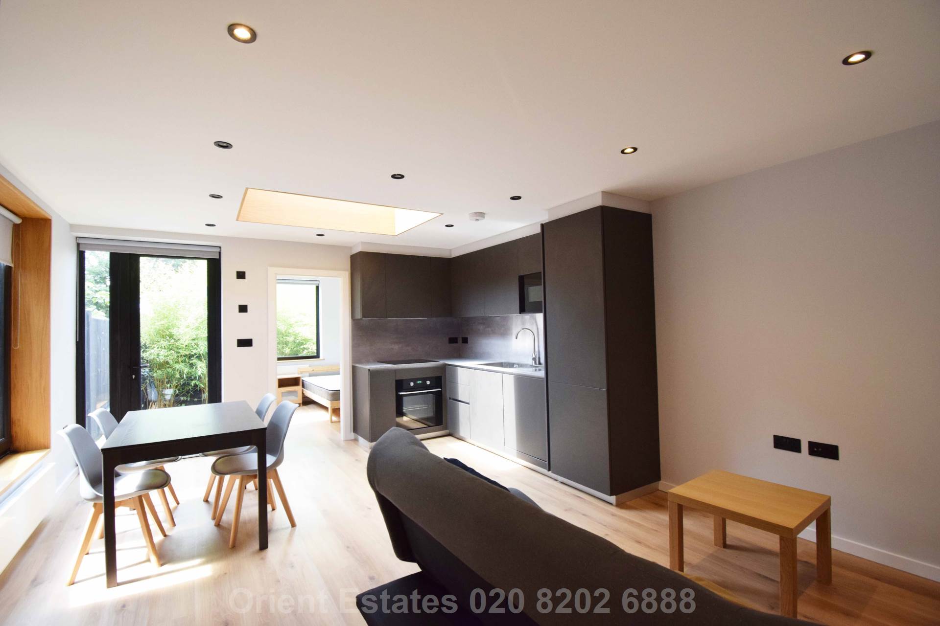 Hamilton Road, London, Image 1
