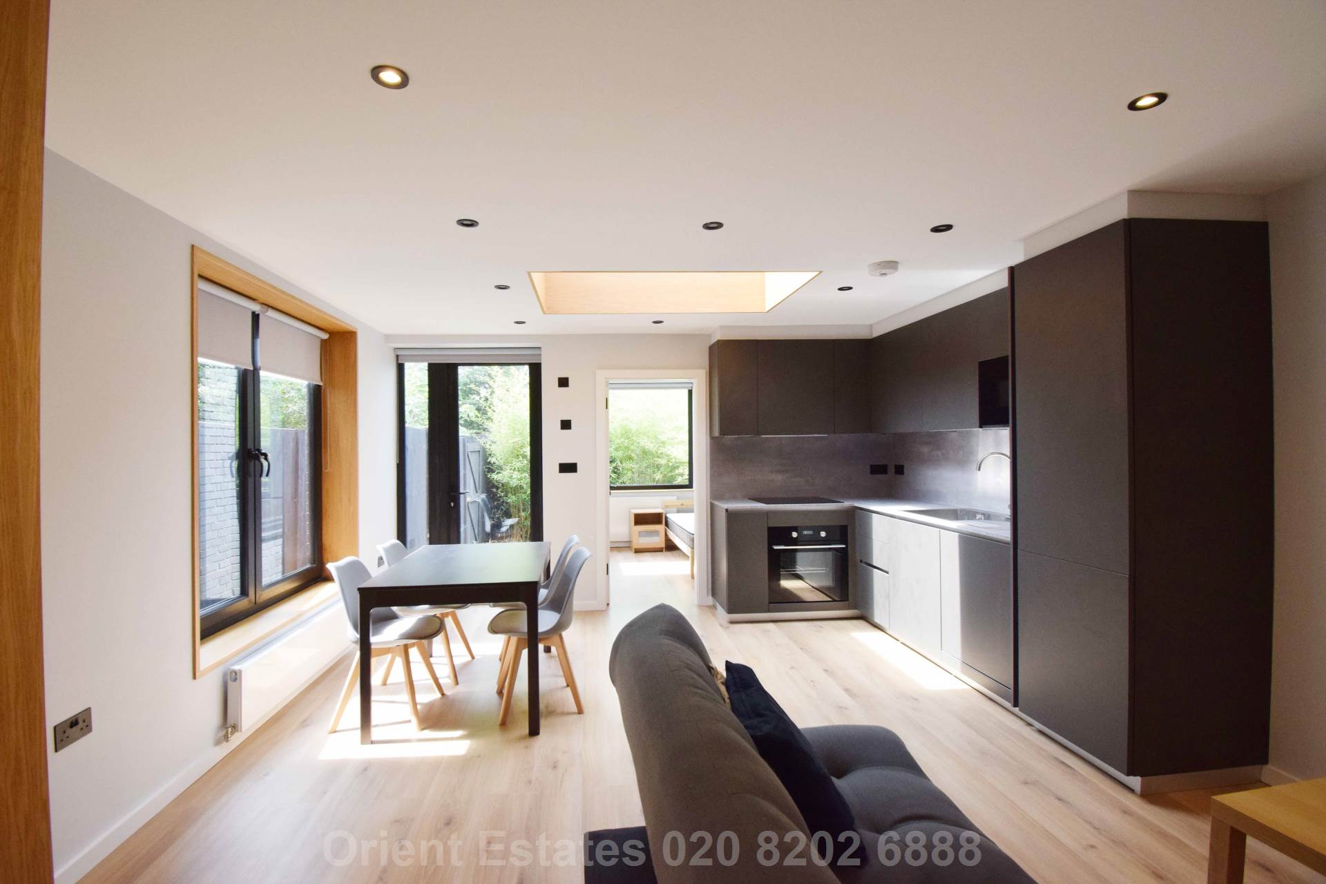 Hamilton Road, London, Image 6