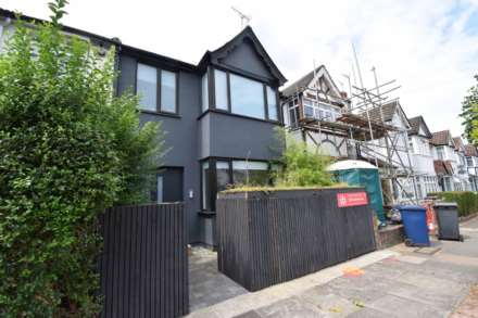Hamilton Road, London, Image 10