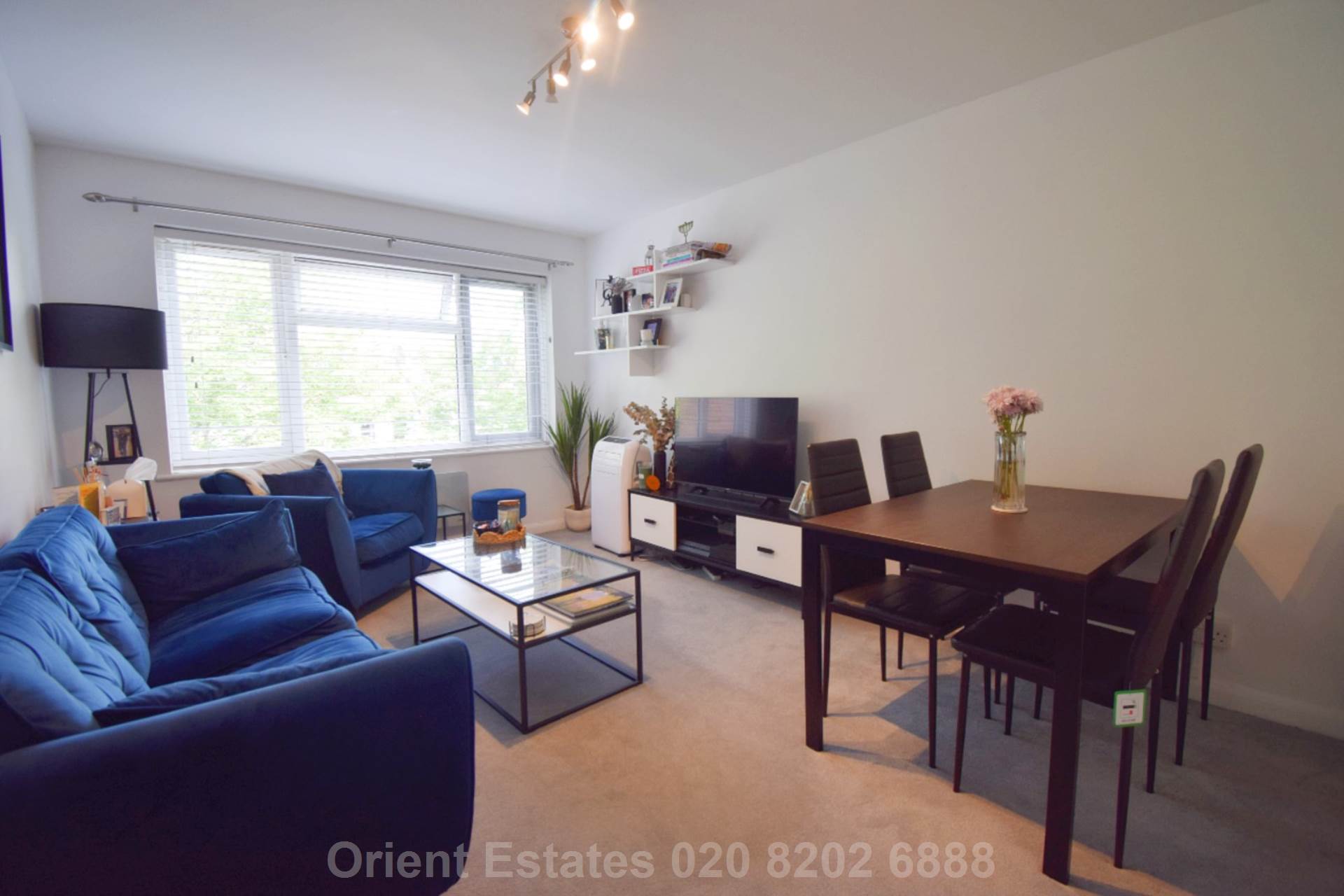 Hendon Lodge, NW4, Image 2