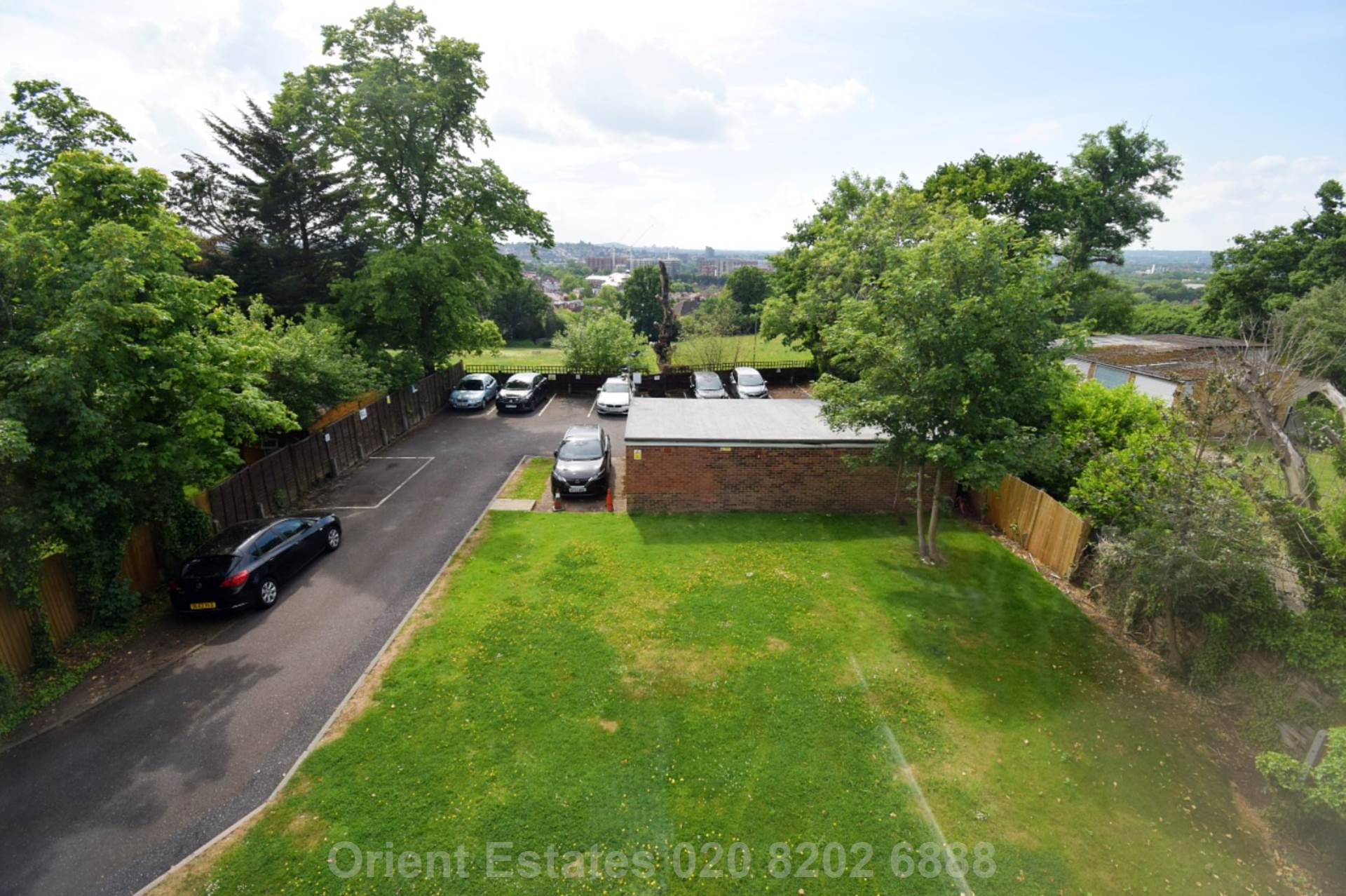 Hendon Lodge, NW4, Image 7