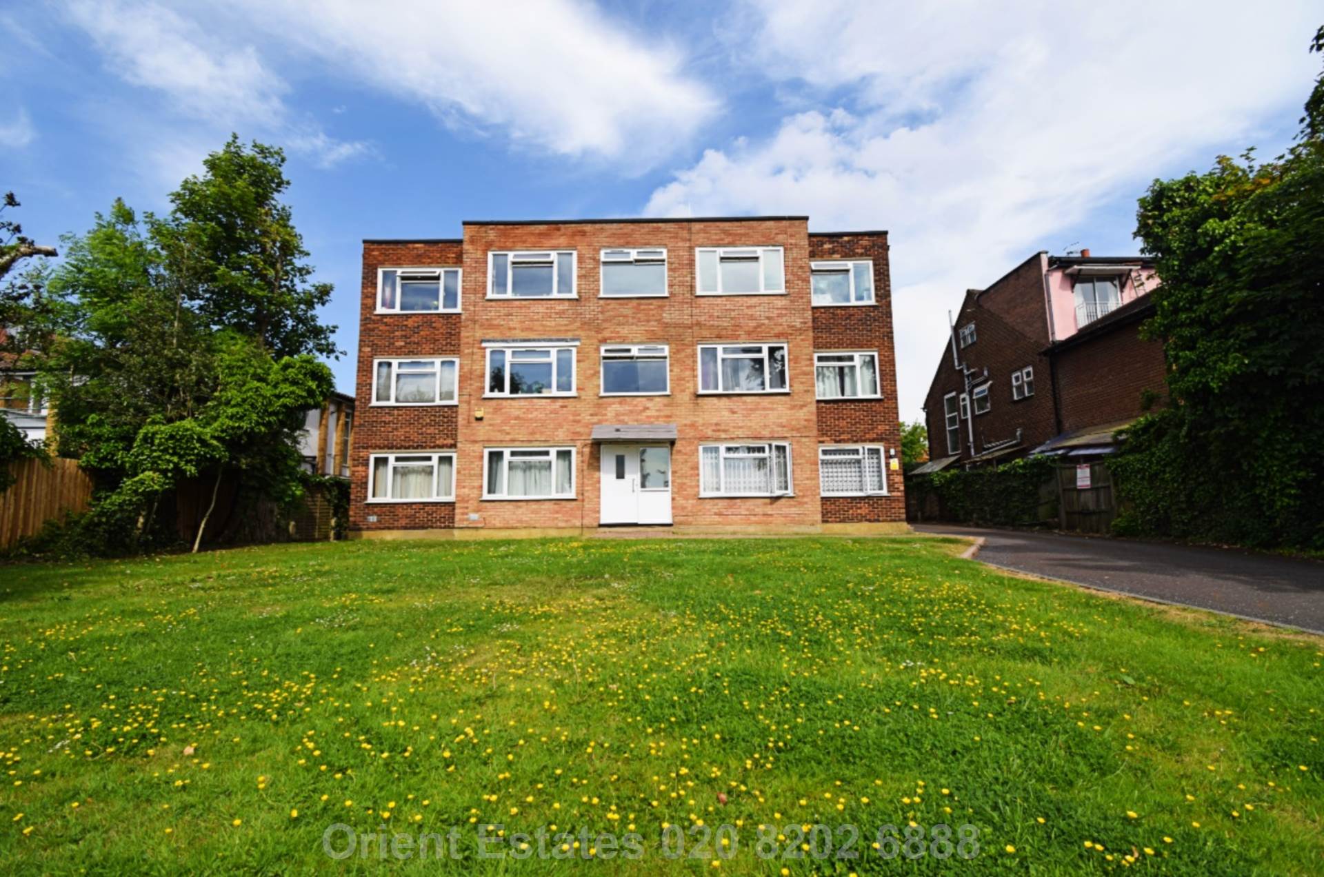 Hendon Lodge, NW4, Image 8
