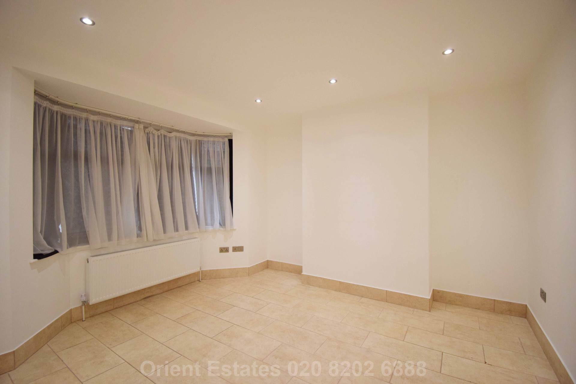 Deans Lane, Edgware, Image 3