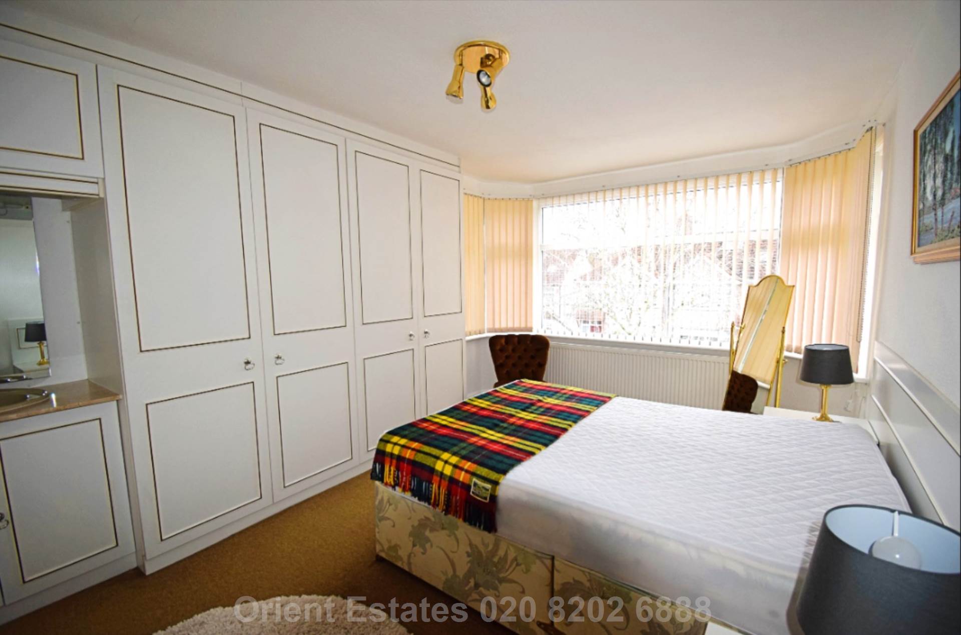 Lyton Avenue, London, Image 5