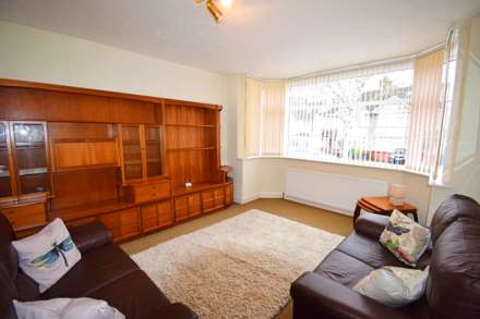 Lyton Avenue, London, Image 2