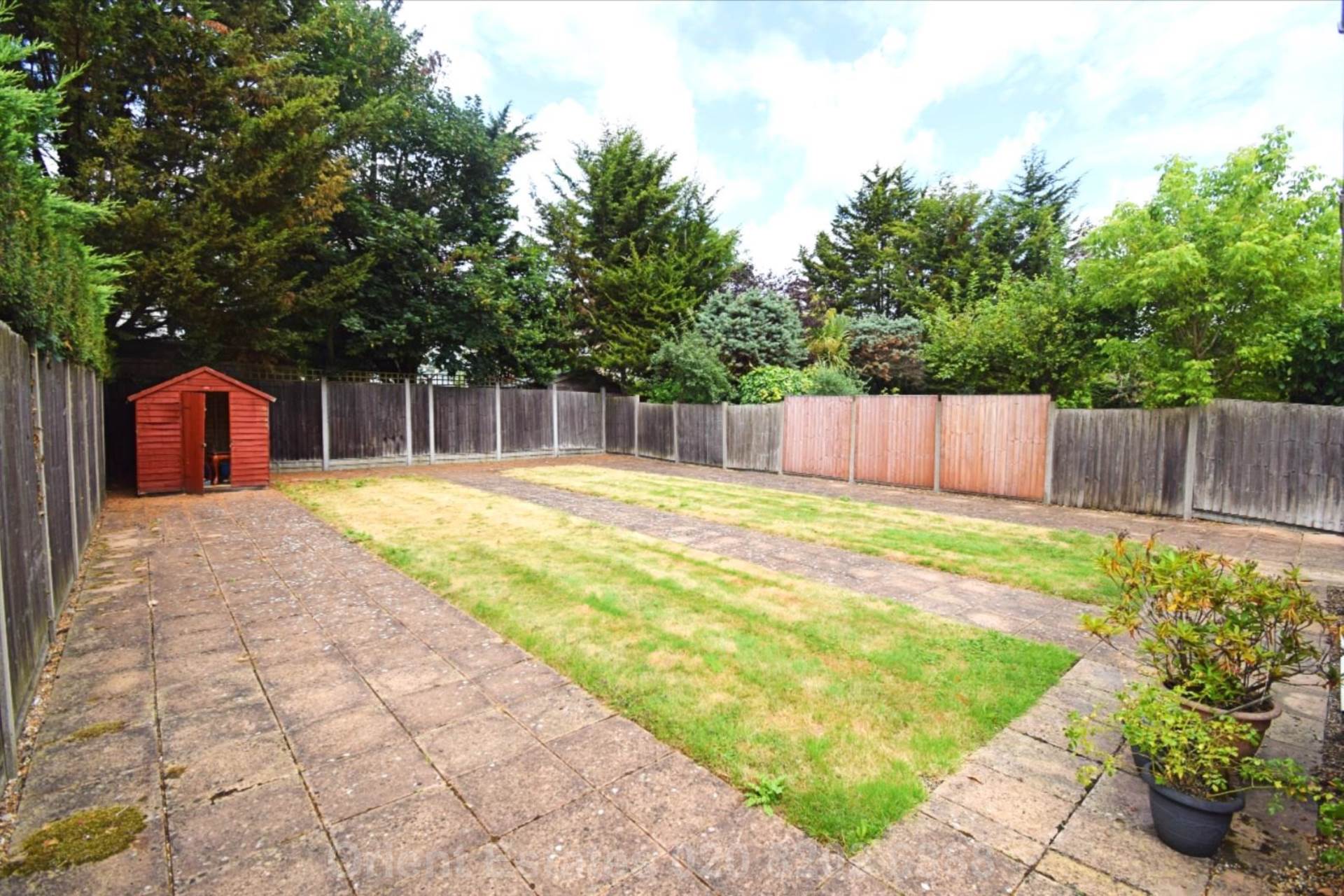 Rundell Crescent, London, Image 10