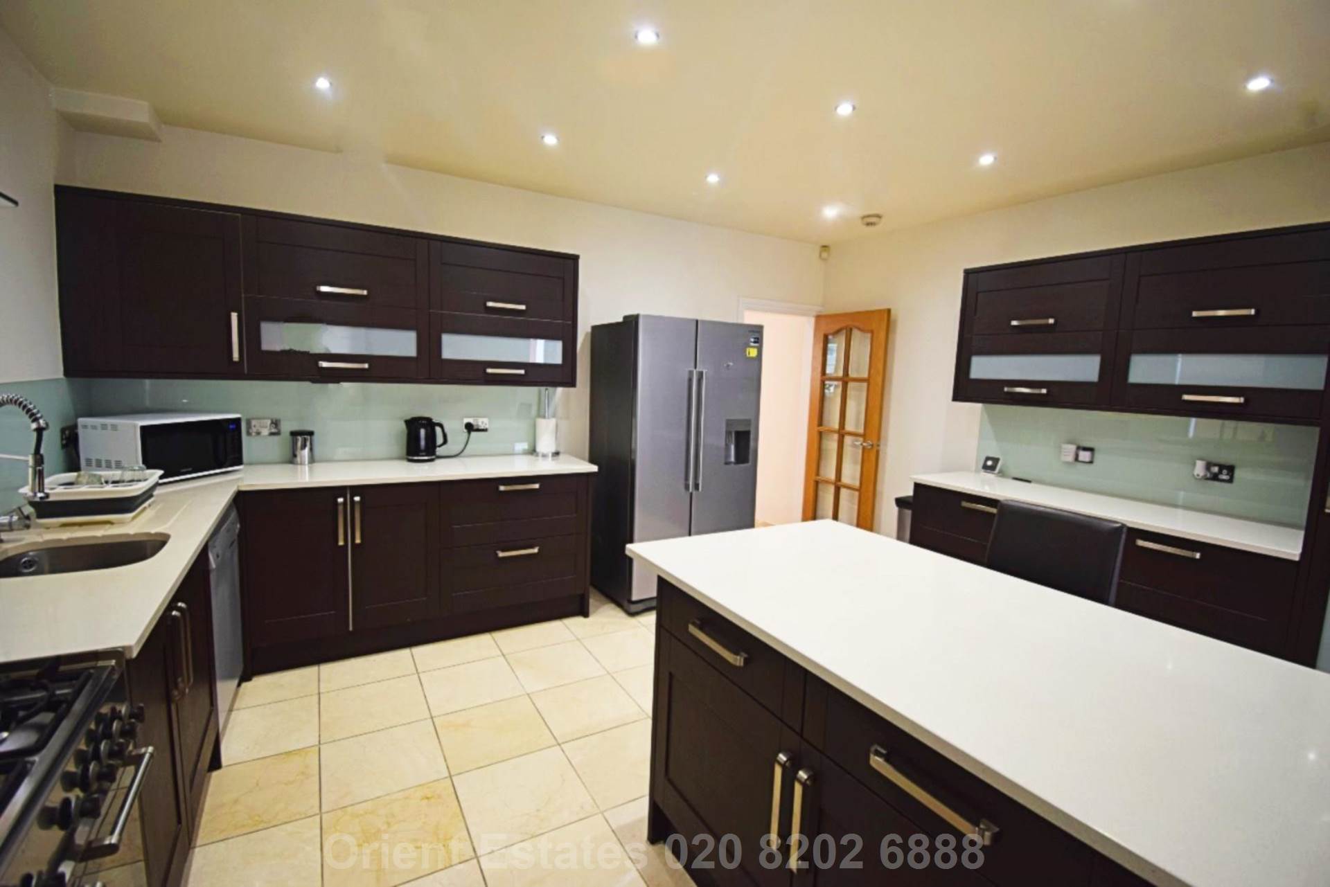 Rundell Crescent, London, Image 3