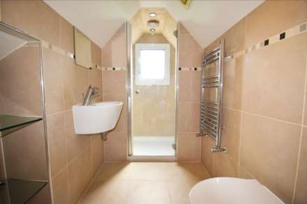 Rundell Crescent, London, Image 8