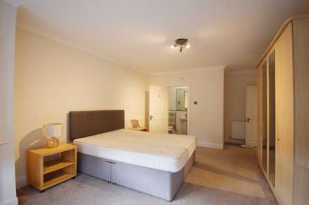 Allington Road, London, Image 11