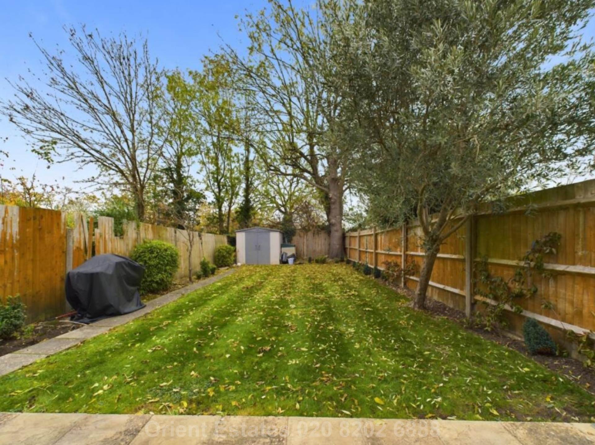 Holder Hill, London, Image 6
