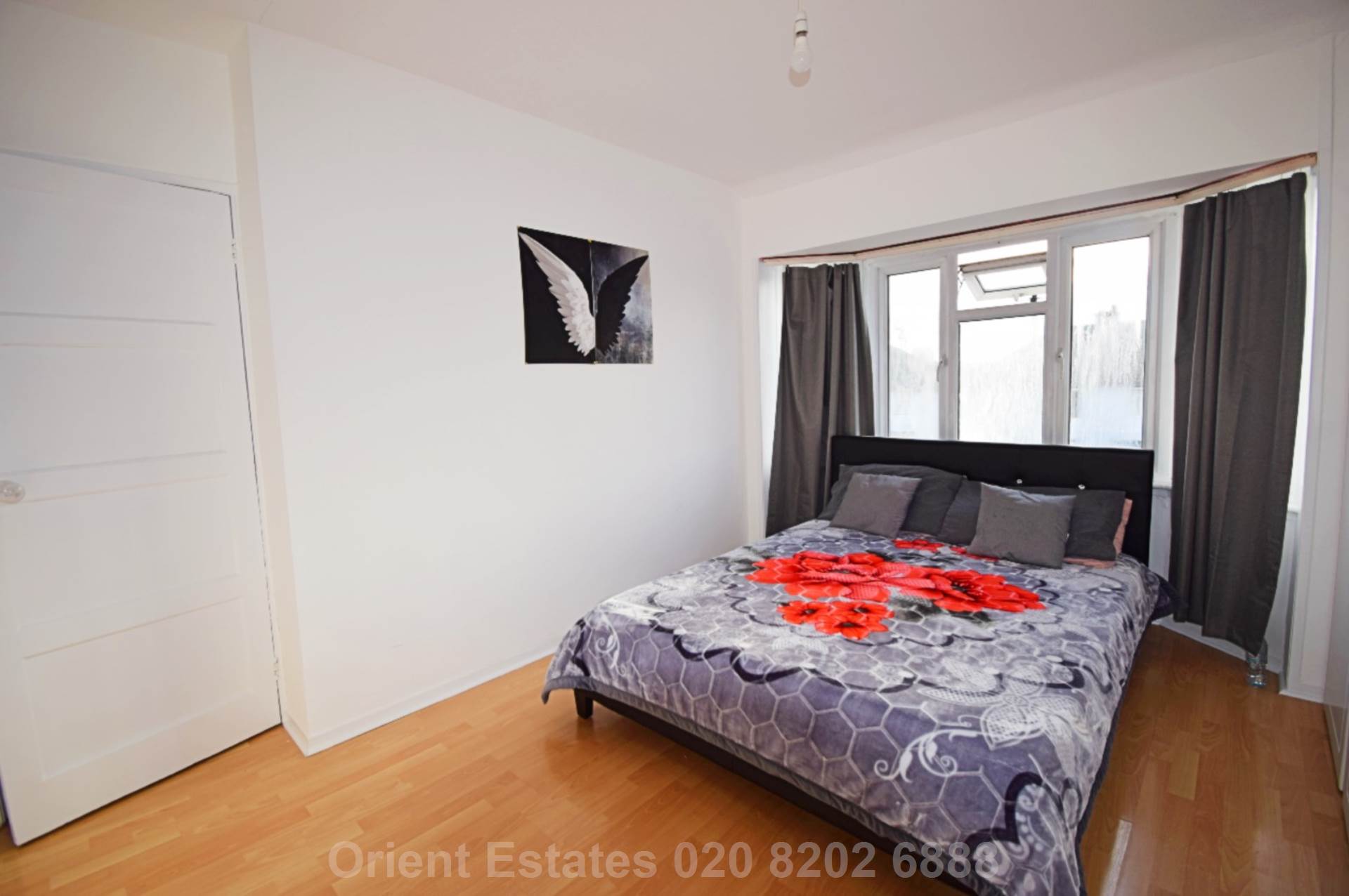 Layfield Crescent, London, Image 5