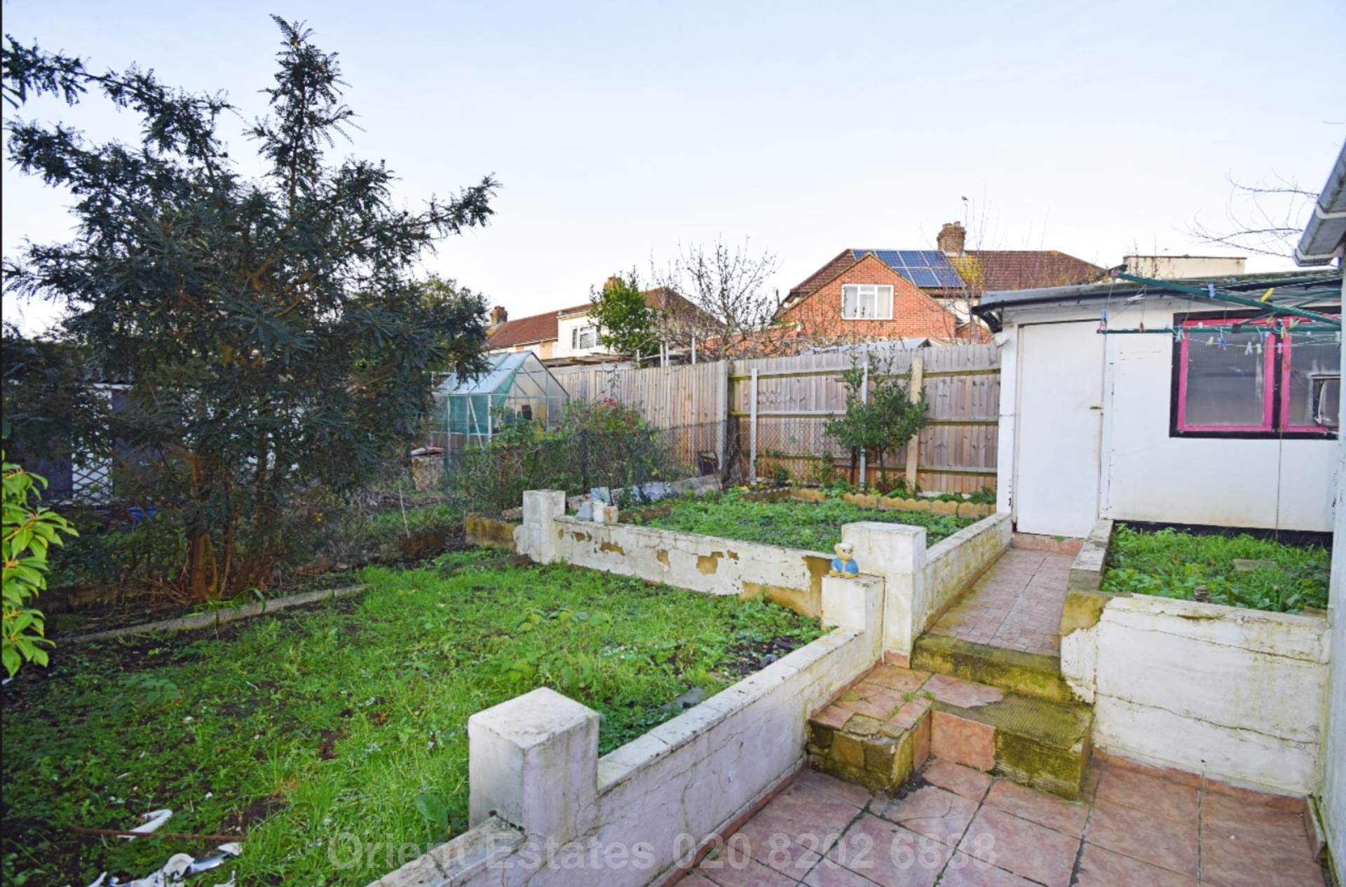 Layfield Crescent, London, Image 8