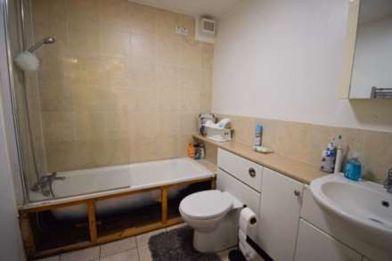 Raffles House, Hendon, Image 5
