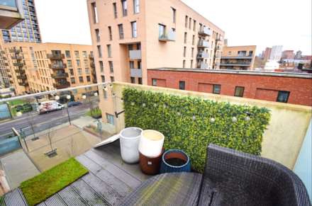 Woodlark Apartments, London, Image 8