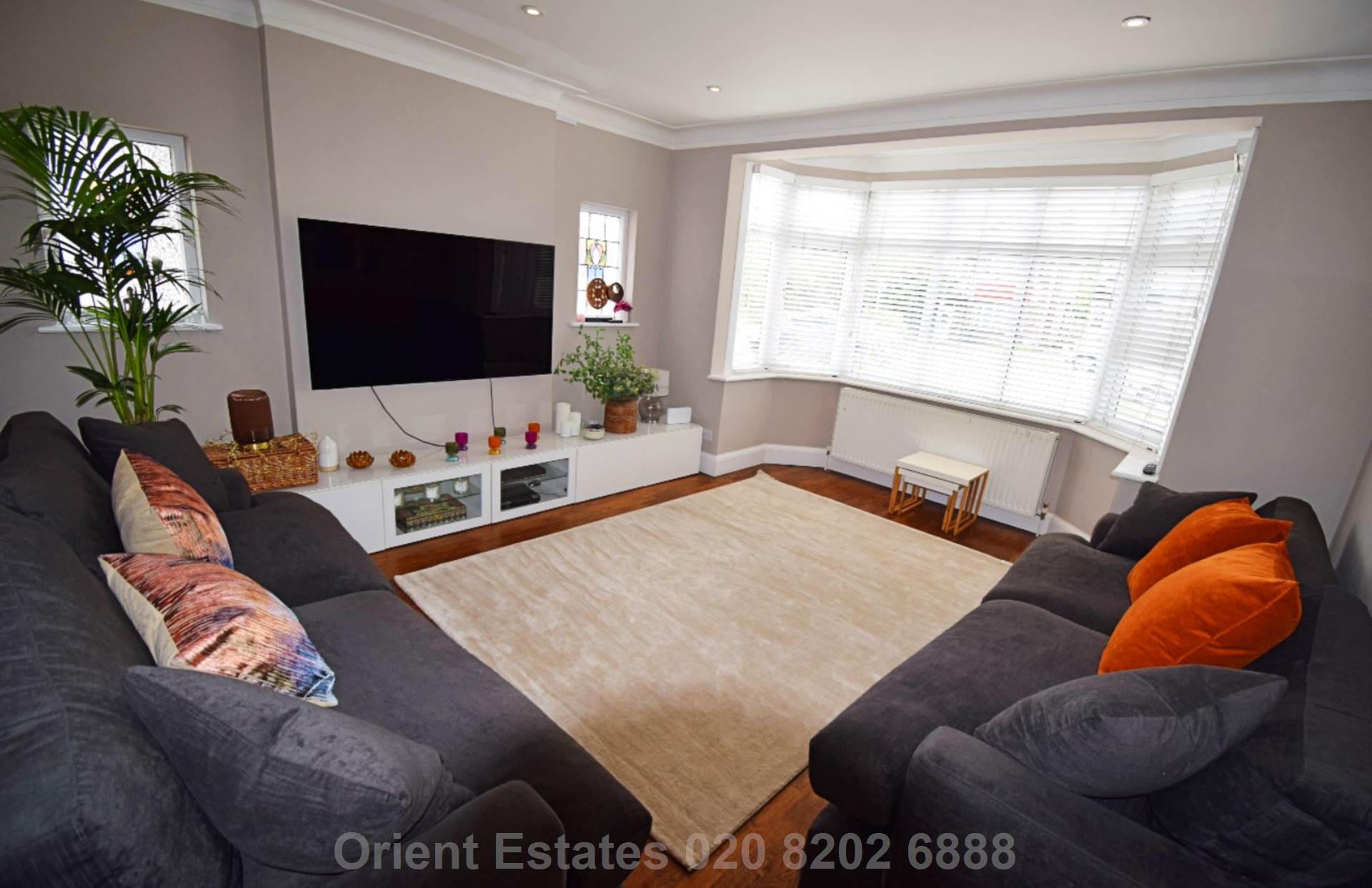 Westside, NW4, Image 2