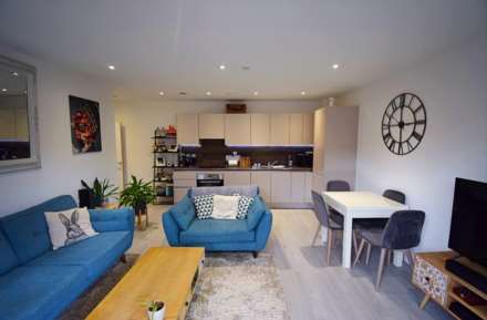 Woodlark Apartments, 1 Damsel Walk