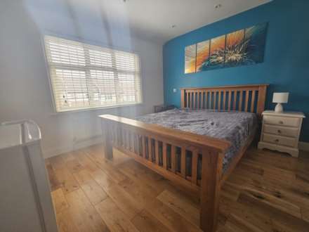Woodgrange Avenue, London, Image 6