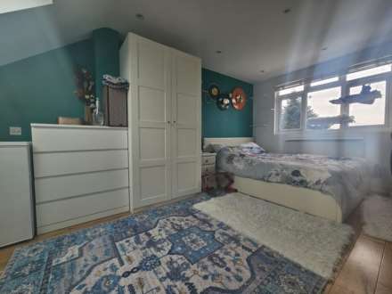 Woodgrange Avenue, London, Image 8