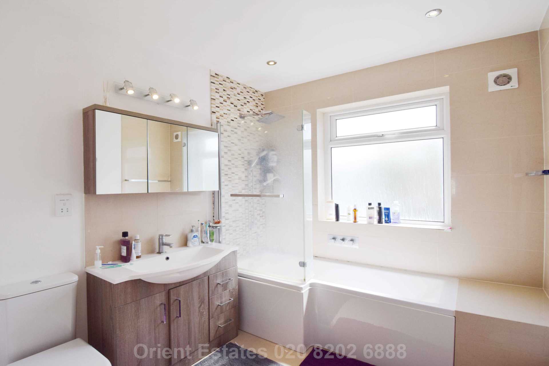 Southfields, Hendon, Image 10