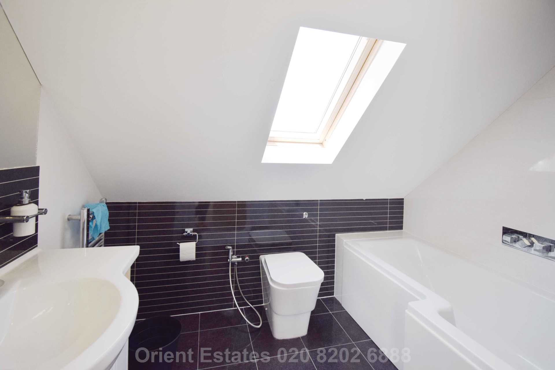 Southfields, Hendon, Image 12