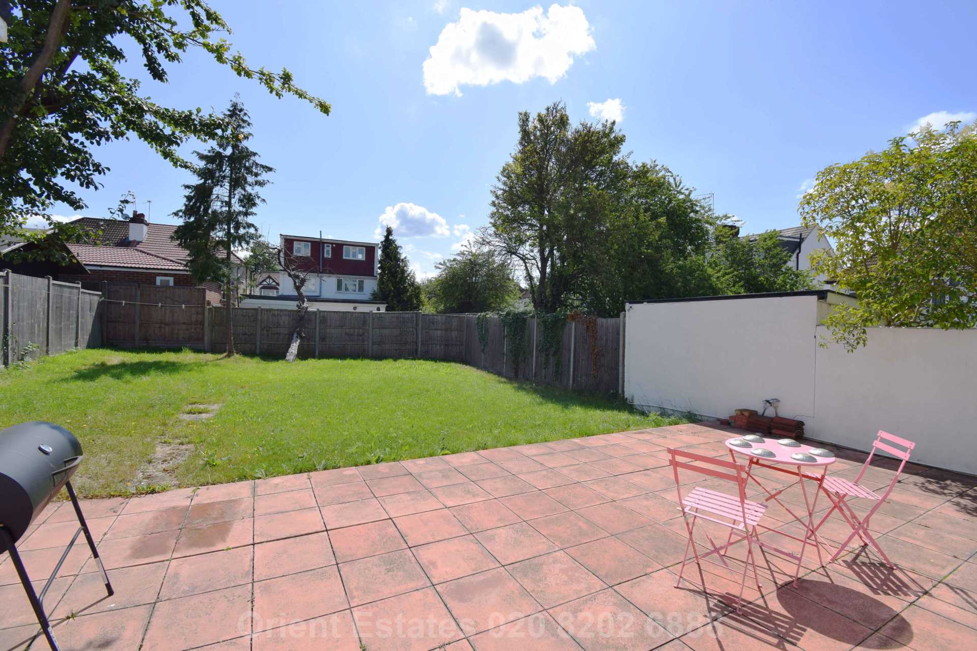 Southfields, Hendon, Image 14