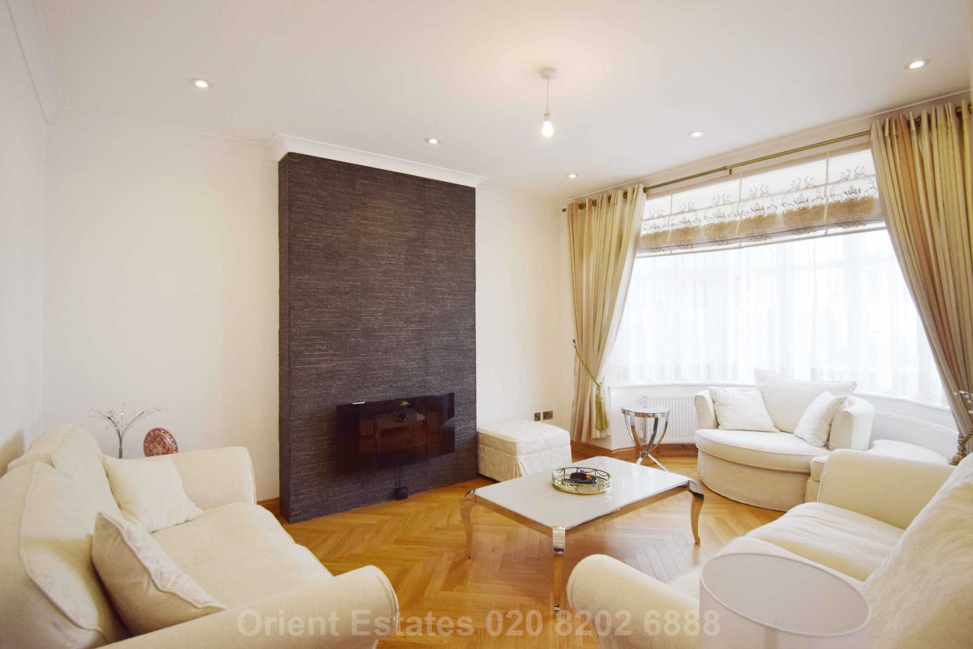 Southfields, Hendon, Image 4