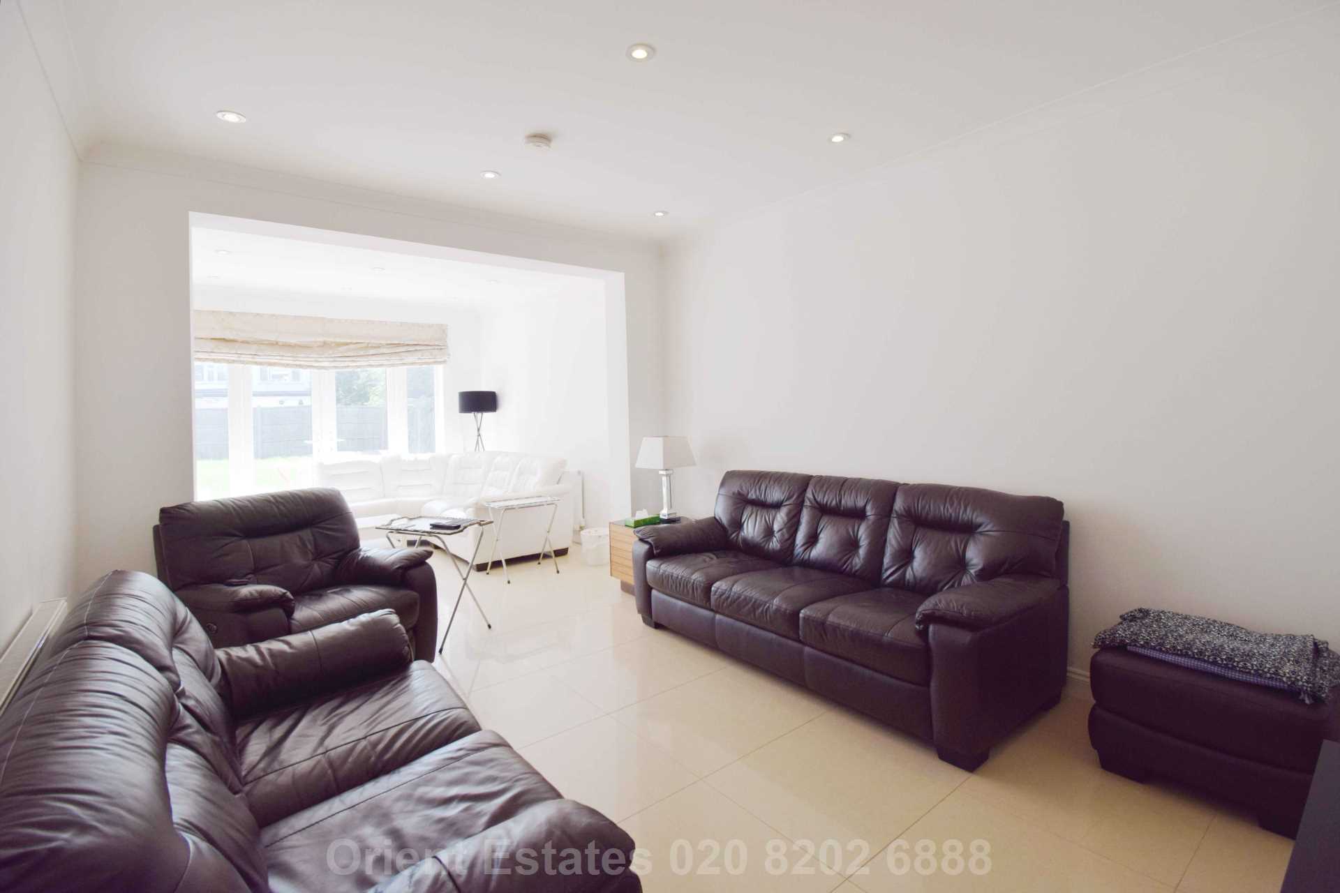 Southfields, Hendon, Image 7